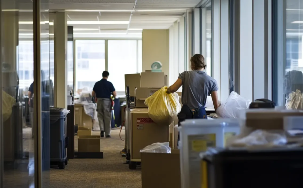 The Connection Between Efficiency and Hygiene in Office Cleaning